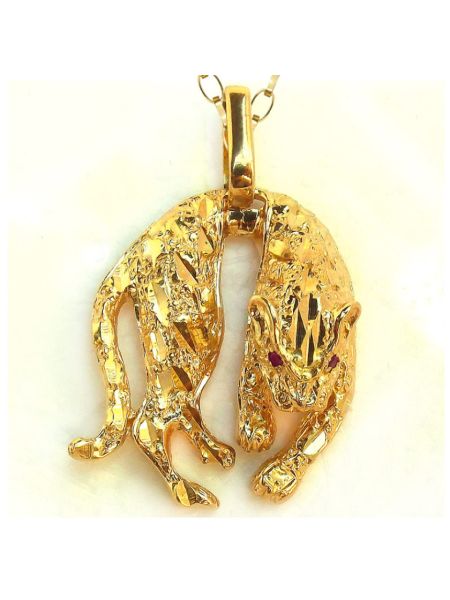 Pingente de Ouro Pantera com olhos de rubi