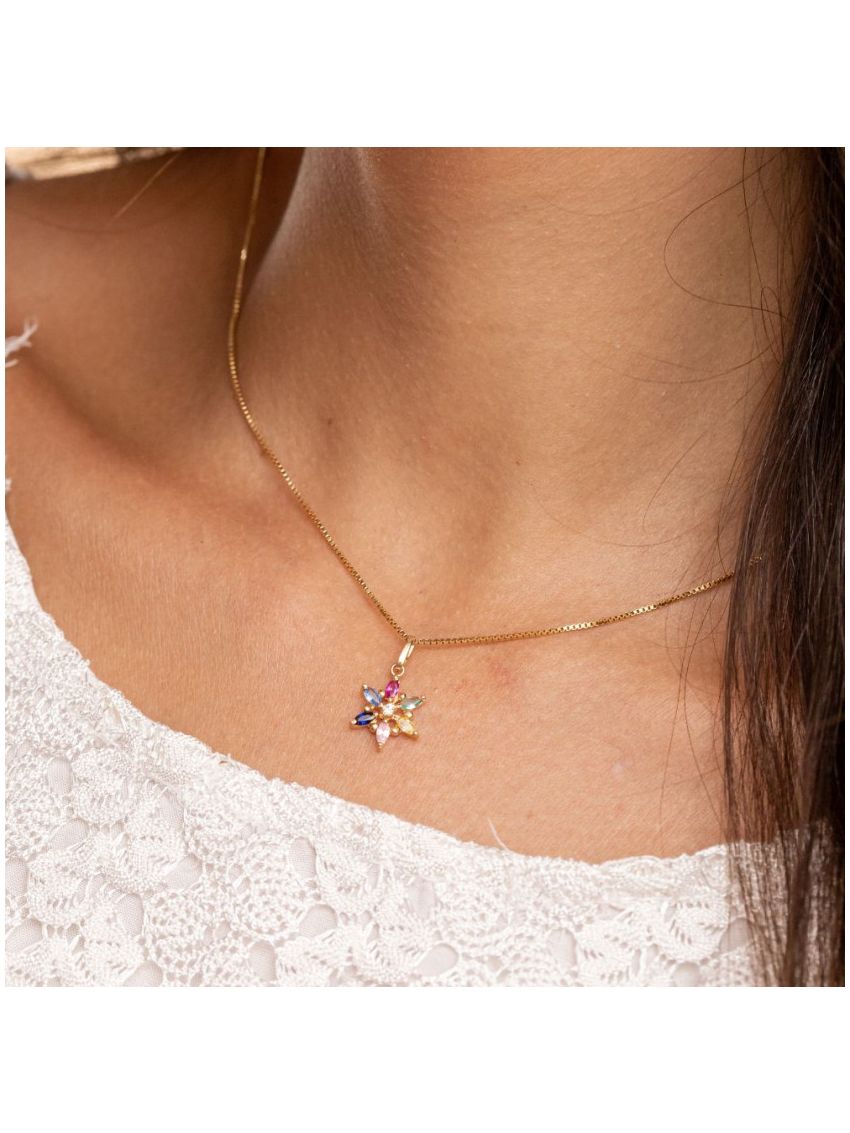 Pingente de Ouro 18k Flor com 7 Pedras de Zircônia