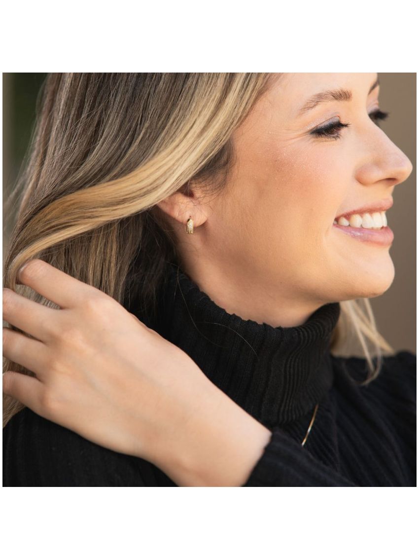 Brinco Argola de Ouro 18k com Zircônias