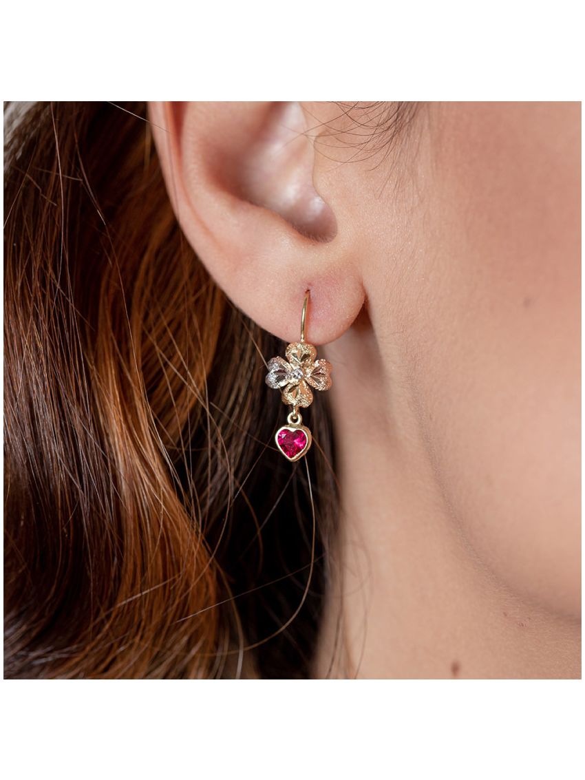 Brinco Feminino de Ouro 18k Florzinha com Rubi Sintética