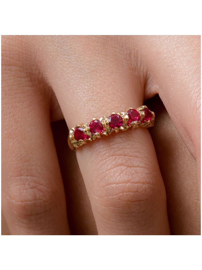 Meia Aliança de Ouro 18k com 5 Rubis Naturais Roseto