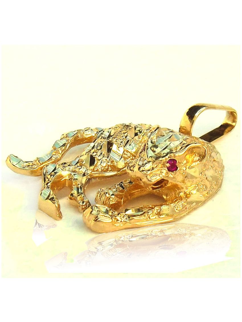 Pingente de Ouro Pantera com olhos de rubi