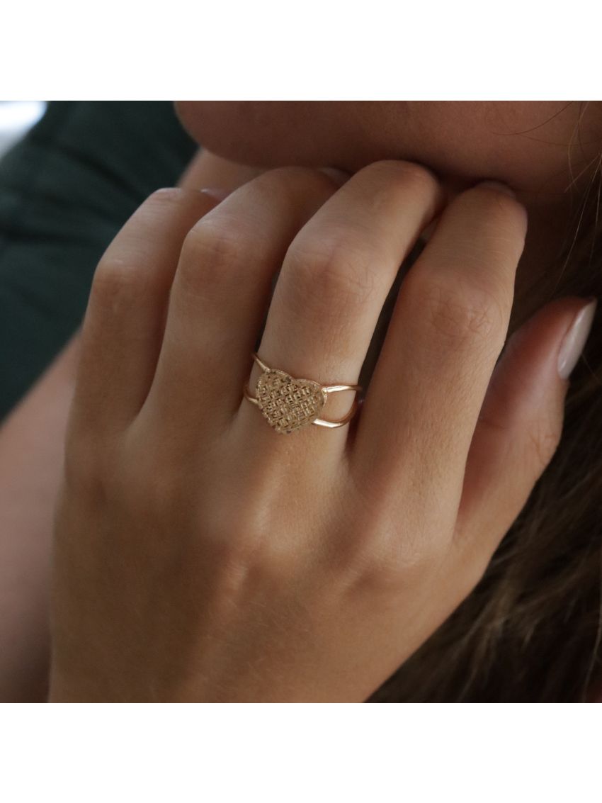 Anel de Ouro 18k Feminino Coração Relevo