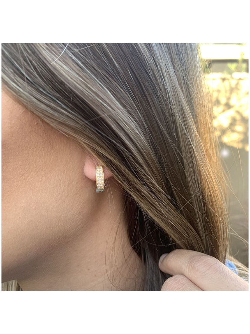 Brinco Argola de Ouro 18k com Cravação de Zircônias Médio